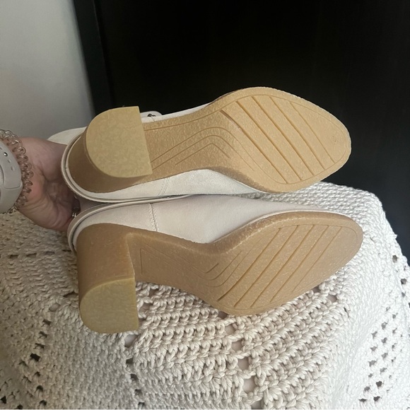 NIB Franco Sarto Paxton Suede Off White Cream Ecru Boot size 8.5 - Picture 6 of 11
